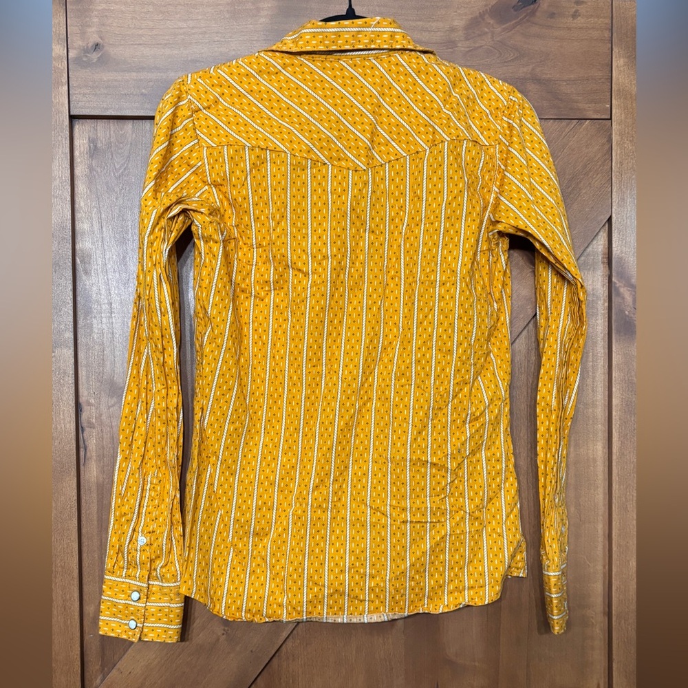 Cinch Women's Orange Button Down Shirt - Picture 4 of 4